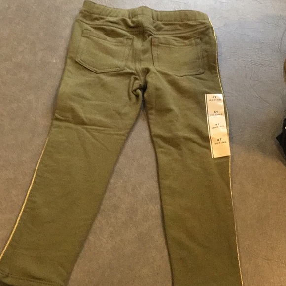 CAT AND JACK PANTS GREEN COLOR - Picture 6 of 8